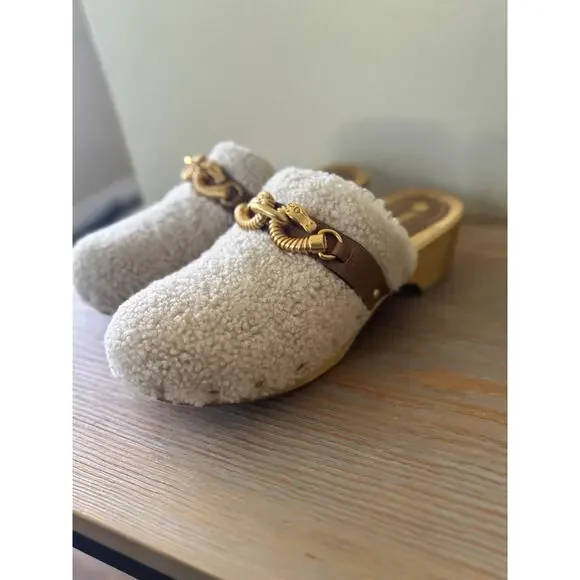 Tory Burch Shearling Clogs Women’s Size 9 Jessa Mules Tan Beige Gold Chain Shoes - Picture 6 of 15